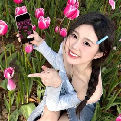 赤裸并存在著